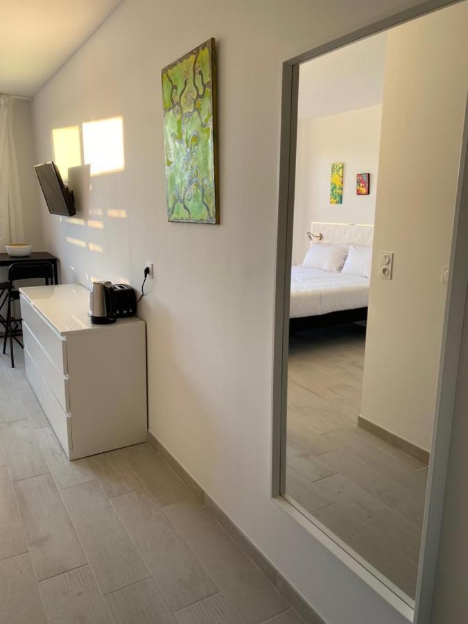 Les Jardins D'athena Appart hôtel 2*
